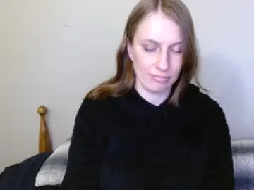 hina_porn – webcam model profile photo Image 4