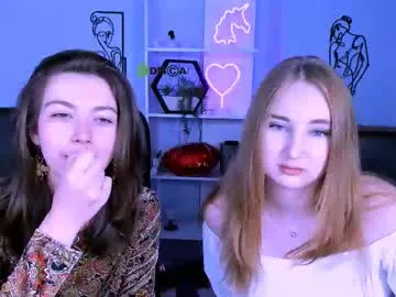 mila_glow – webcam model profile photo Image 9