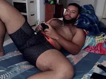 TOP_po – webcam model profile photo Image 19