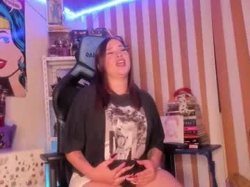 brunetteofyourdreams – webcam model profile photo Image 5