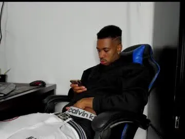 dirtypub – webcam model profile photo Image 17