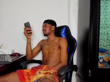 dirtypub – webcam model profile photo Image 6