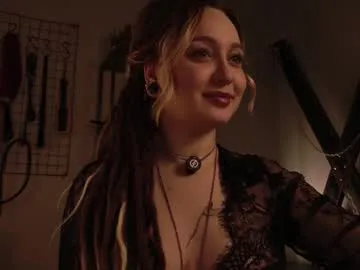 lilith_black_1 – webcam model profile photo Image 16