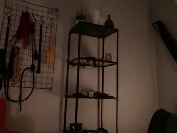 lilith_black_1 – webcam model profile photo Image 7