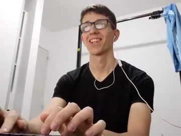 kpo10 – webcam model profile photo Image 12