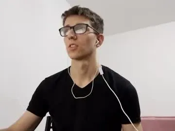 kpo10 – webcam model profile photo Image 5