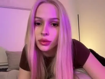 Blonde_sexy21 – webcam model profile photo Image 18