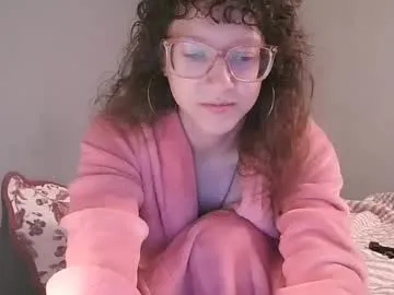 uwuxo – webcam model profile photo Image 9