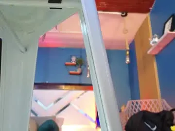 camilatinasscol – webcam model profile photo Image 14