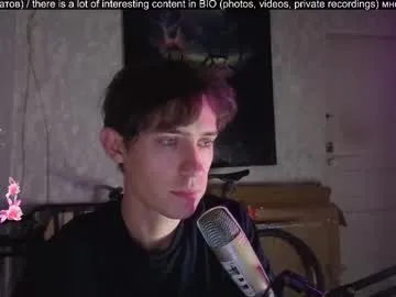 IORio2 – webcam model profile photo Image 14