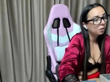 HopeHeaven – webcam model profile photo Image 12