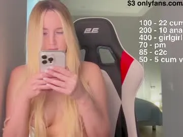 Ranting18 – webcam model profile photo Image 4