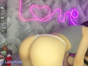 molochnaya000 – webcam model profile photo Image 5