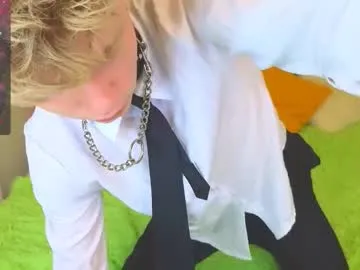 8000zuerich – webcam model profile photo Image 9