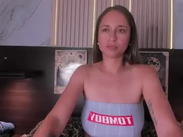 carol_miss2 – webcam model profile photo Image 2