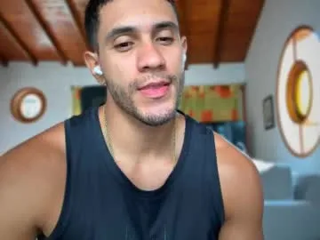 boysgang_sex – webcam model profile photo Image 3