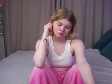 mia_18v – webcam model profile photo Image 6