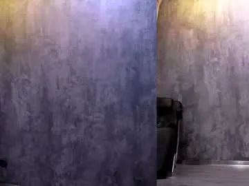 Allla – webcam model profile photo Image 15