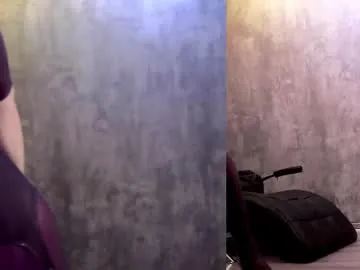 Allla – webcam model profile photo Image 8