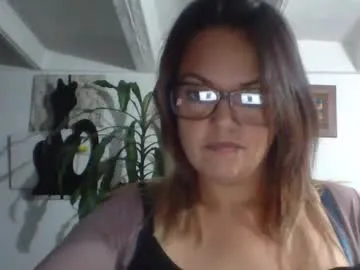 Daddyslut2_0 – webcam model profile photo Image 4