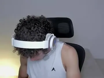 xunybany – webcam model profile photo Image 13