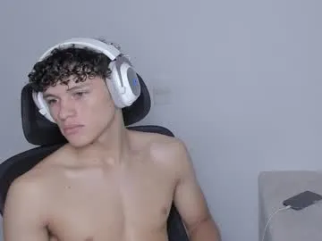 xunybany – webcam model profile photo Image 17