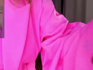 latoriacosner – webcam model profile photo Image 5