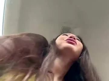 sweetyiris – webcam model profile photo Image 18