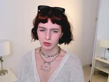 small__naughty – webcam model profile photo Image 16