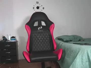 -Miray- – webcam model profile photo Image 3