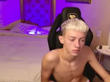 kingdanny_8 – webcam model profile photo Image 14