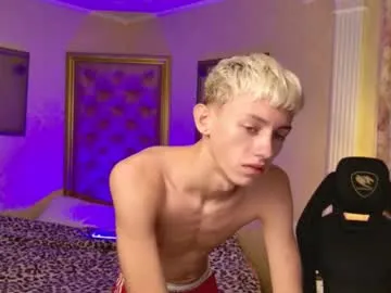 kingdanny_8 – webcam model profile photo Image 15