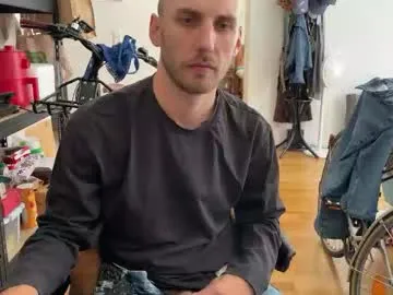 TwoPlay – webcam model profile photo Image 9