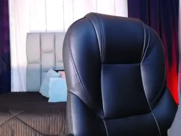 lessboobs_gh Image 6