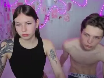 lucretiaburnaugh – webcam model profile photo Image 6