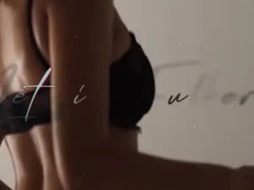 mayadashaaa – webcam model profile photo Image 5