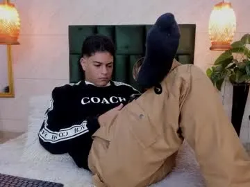 miluegin – webcam model profile photo Image 12