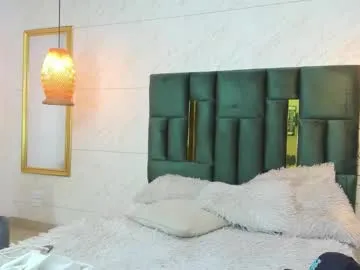 miluegin – webcam model profile photo Image 6