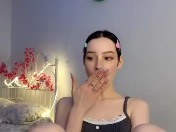 laura_ivy – webcam model profile photo Image 18