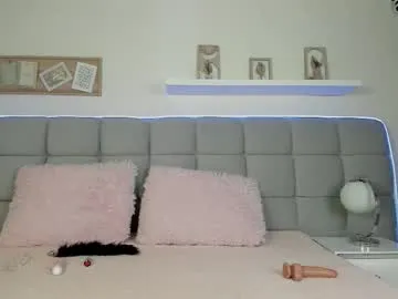 EvieEvans – webcam model profile photo Image 5