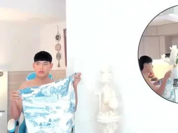 Donovan_Desmond – webcam model profile photo Image 16