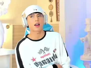 Donovan_Desmond – webcam model profile photo Image 17