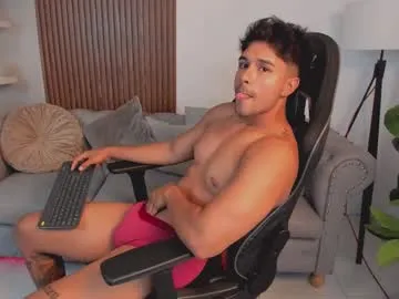 tyler_gus – webcam model profile photo Image 13