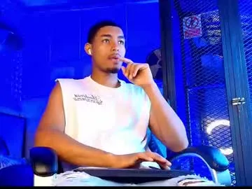 sigmasian – webcam model profile photo Image 2