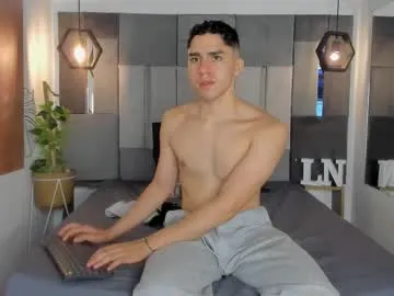 xunybany – webcam model profile photo Image 18