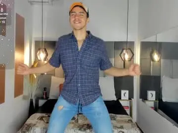 xunybany – webcam model profile photo Image 9