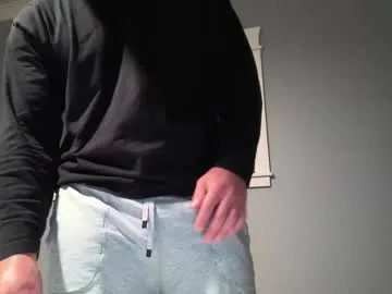 IORio2 – webcam model profile photo Image 2