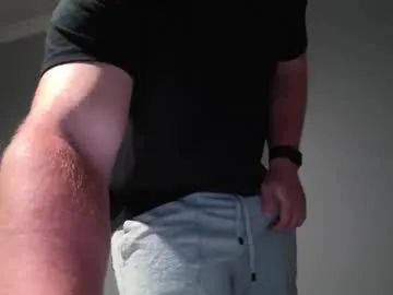 IORio2 – webcam model profile photo Image 3