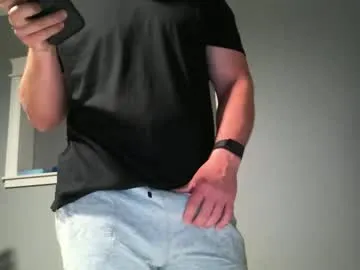 IORio2 – webcam model profile photo Image 4