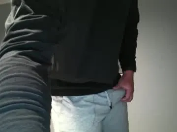 IORio2 – webcam model profile photo Image 5